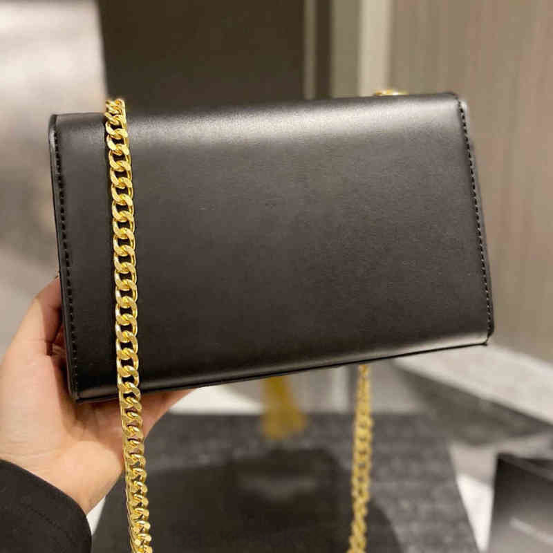 Brand Luxury Designer Handbag Paris Shoulder Bag Siant Lourent Female 2022 Star Same Cross Tassel Versatile Small Square Bag Girlfriend, Sky blue
Brand Luxury Designer Handbag Paris Shoulder Bag Siant Lourent Female 2022 Star Same Cross Tassel Versatile Small Square Bag Girlfriend, Sky blue