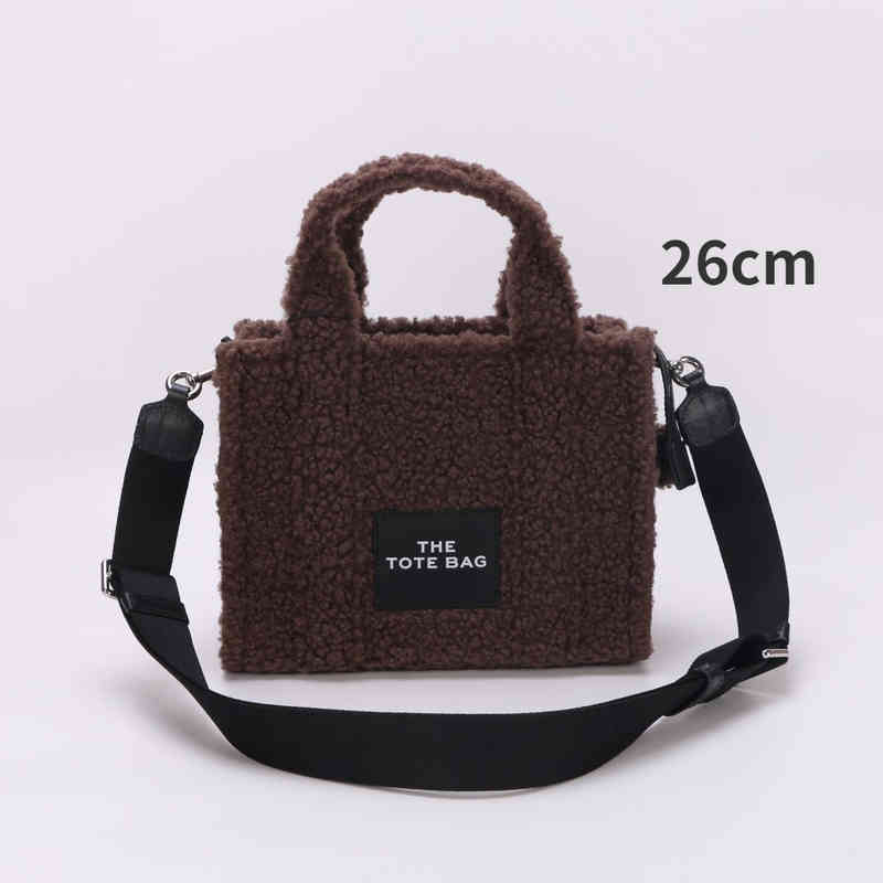 Totes Marc The Tote Bag Plush Designer Handbag Women Fashion 2022 All-match Shopper Bags Messenger Bag Woman Shoulder Quality Handbags 26X22X10cm, Marcbag-01 26/22/10cm
Totes Marc The Tote Bag Plush Designer Handbag Women Fashion 2022 All-match Shopper Bags Messenger Bag Woman Shoulder Quality Handbags 26X22X10cm, Marcbag-01 26/22/10cm