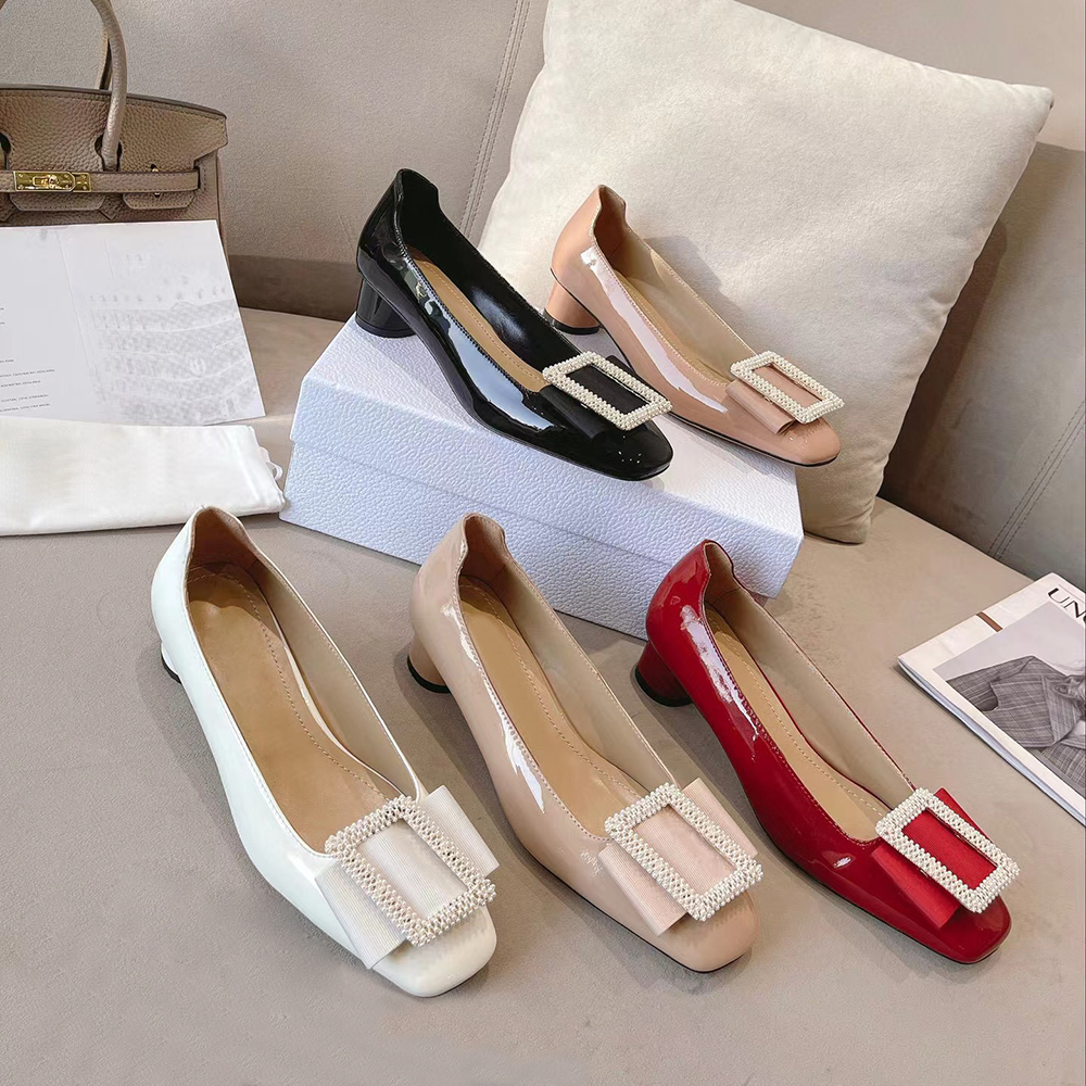 Pearl buckle decorative crude Middle heel Dress Shoes patent leather Women's square toe Spool pumps Luxury Designers Evening Slingback shoe, Red
Pearl buckle decorative crude Middle heel Dress Shoes patent leather Women's square toe Spool pumps Luxury Designers Evening Slingback shoe, Red