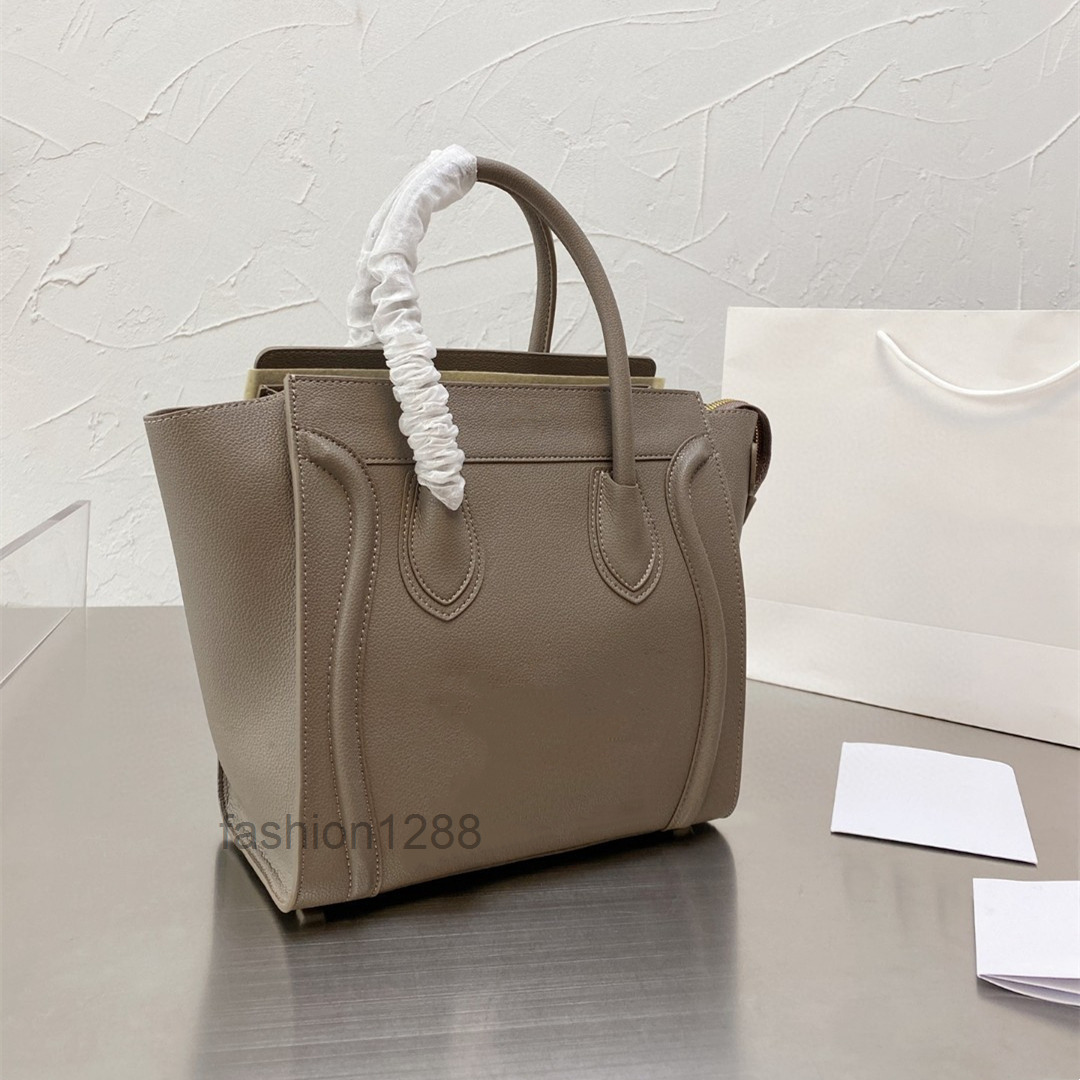 LUGGAGE MINI 31x31x18CM Calfskin Bag Litchi Grain Genuine Leather Handbag Lady Tote Women Shopping Bags Big Capacity Pack
LUGGAGE MINI 31x31x18CM Calfskin Bag Litchi Grain Genuine Leather Handbag Lady Tote Women Shopping Bags Big Capacity Pack