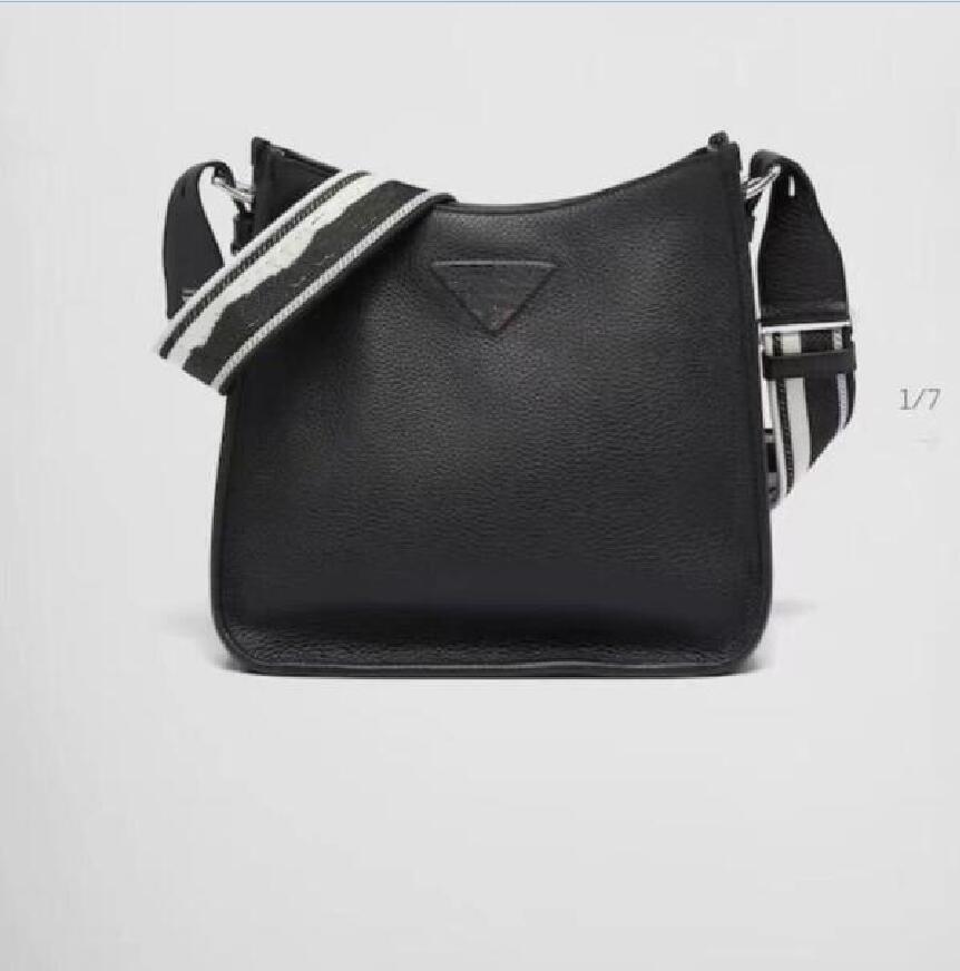Black Chain 5A Genuine Real Leather Shoulder Bags crossbody messenger quilted handbags wallet Women brand Luxurys Designer handbag More colors
Black Chain 5A Genuine Real Leather Shoulder Bags crossbody messenger quilted handbags wallet Women brand Luxurys Designer handbag More colors