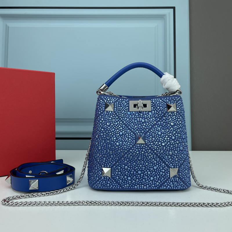 Stud Crystal Bucket Bag Chain Women Handbags Crossbody Bags Top Quality Tote Bag Twist Lock Purse Quilted Genuine Leather Rivet Small Totes, #1
Stud Crystal Bucket Bag Chain Women Handbags Crossbody Bags Top Quality Tote Bag Twist Lock Purse Quilted Genuine Leather Rivet Small Totes, #1