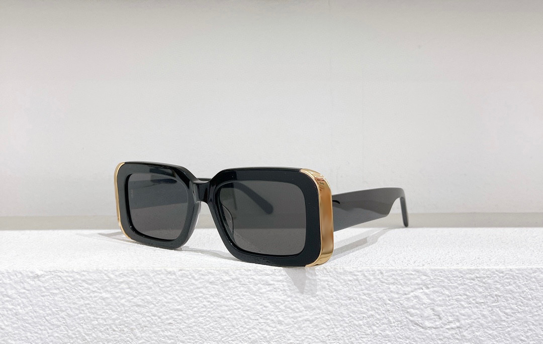 Womens Sunglasses For Women Men Sun Glasses Mens 1653 Fashion Style Protects Eyes UV400 Lens Top Quality With Random Box
Womens Sunglasses For Women Men Sun Glasses Mens 1653 Fashion Style Protects Eyes UV400 Lens Top Quality With Random Box