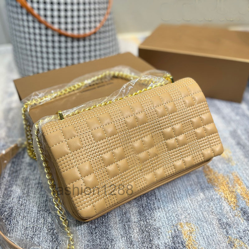 Lambskin Quilted Bags Women Flap Handbags Purse Metal Buckle Crossbody Messenger Bag Chain Shoulder Bags Handbag High Quality Plaid Package
Lambskin Quilted Bags Women Flap Handbags Purse Metal Buckle Crossbody Messenger Bag Chain Shoulder Bags Handbag High Quality Plaid Package
