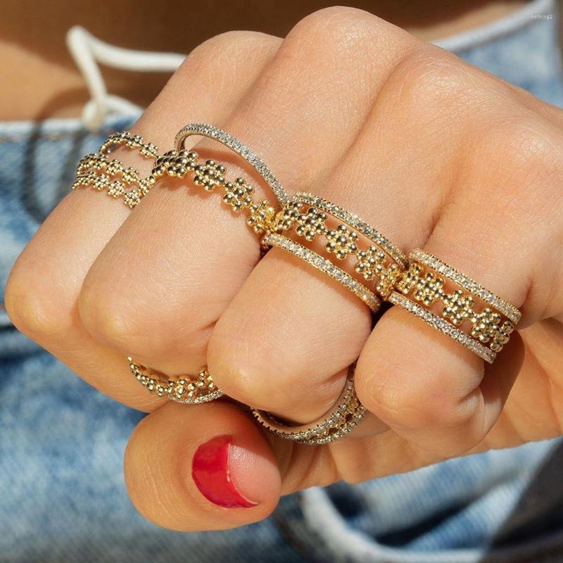 Cluster Rings 2022 Top Quality Dainty Ball Beaded Shape Daisy Flower Stacking Band Ring For Women Fashion Gold Color Wedding Jewelry
Cluster Rings 2022 Top Quality Dainty Ball Beaded Shape Daisy Flower Stacking Band Ring For Women Fashion Gold Color Wedding Jewelry
