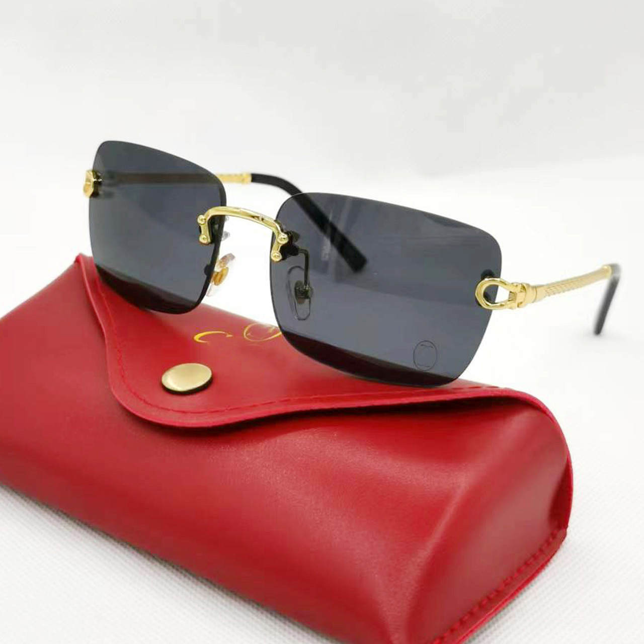 Fashion brand Carti men's Sunglasses designer composite metal frameless optical frame classic rectangular square gold luxury women's Sunglasses
Fashion brand Carti men's Sunglasses designer composite metal frameless optical frame classic rectangular square gold luxury women's Sunglasses