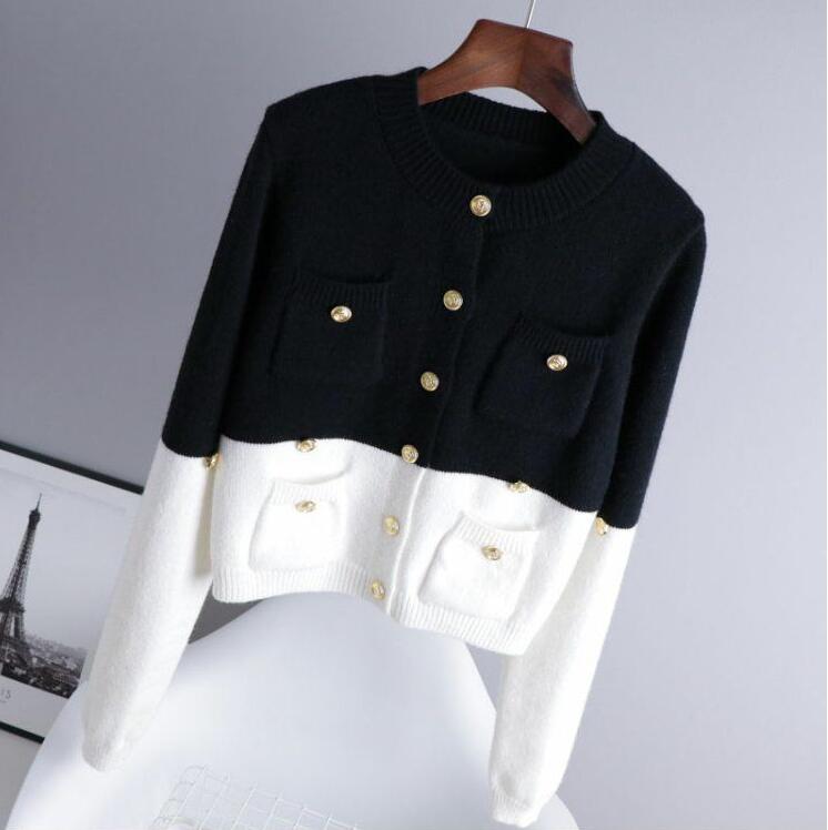 2022 New Women's Sweaters Loose Casual brand Women Cardigan V-neck designer Sweaters, Black
2022 New Women's Sweaters Loose Casual brand Women Cardigan V-neck designer Sweaters, Black