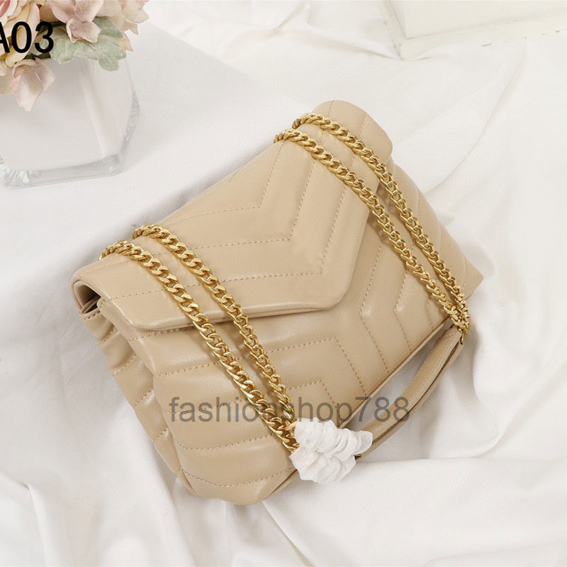 High Quality Fashion designer women handbags Genuine Leather bags messenger stripe square Metal chain womens handbag large capacity Buckles, Colour 01
High Quality Fashion designer women handbags Genuine Leather bags messenger stripe square Metal chain womens handbag large capacity Buckles, Colour 01