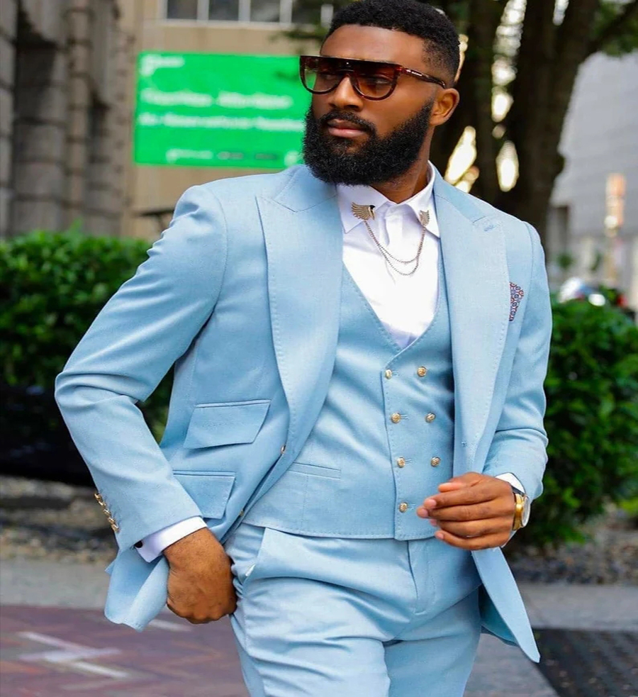 Handsome Light Blue Wedding Tuxedos Groom Suit 2024 Three Piece Slim Wedding Suits For Black Man Pant Coat Vest Prom Evening Wear Satin Bussiness Suit