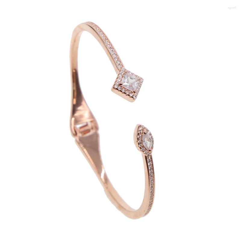 Link Bracelets 2022 Fashion Ladies Clear Crystal Female Luxury Open Charm Bling Cz Bangle For Lovely Girl Women Jewelry
Link Bracelets 2022 Fashion Ladies Clear Crystal Female Luxury Open Charm Bling Cz Bangle For Lovely Girl Women Jewelry