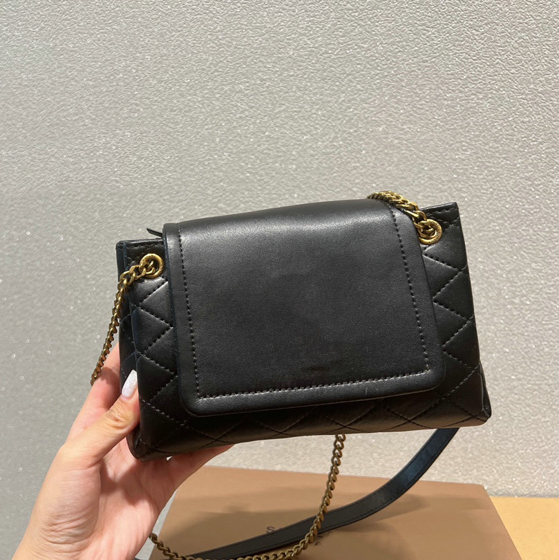 Genuine leather Crossbody Bag Vintage Messenger Bags Female HandBag Camera Luxury Handbags Clutch Fashion Cross Body Shoulder Bag, Black
Genuine leather Crossbody Bag Vintage Messenger Bags Female HandBag Camera Luxury Handbags Clutch Fashion Cross Body Shoulder Bag, Black