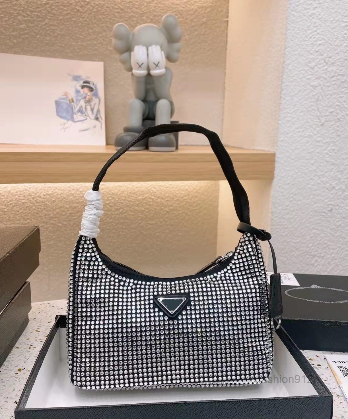 Evening Bags Shoulder Bags high quality nylon Handbags Bestselling wallet women's Diamonds Cross bags Crossbody bag Hobo purses Multi Pochet
Evening Bags Shoulder Bags high quality nylon Handbags Bestselling wallet women's Diamonds Cross bags Crossbody bag Hobo purses Multi Pochet