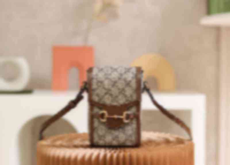 Luxury Brand Design Evening Bags Horsebit 1955 Mini Bag 625615 92tcg 8563 Woman Letter Shoulder Bag Messenger Real Leather Ophidia Mini Phon, Picture show
Luxury Brand Design Evening Bags Horsebit 1955 Mini Bag 625615 92tcg 8563 Woman Letter Shoulder Bag Messenger Real Leather Ophidia Mini Phon, Picture show
