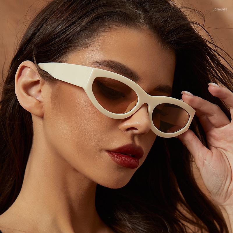 Sunglasses HKNA Luxury Cateye Retro Women 2022 Small Brand Eyewear Women/Men INS Mirror Glasses UV400 Lentes De Sol Mujer
Sunglasses HKNA Luxury Cateye Retro Women 2022 Small Brand Eyewear Women/Men INS Mirror Glasses UV400 Lentes De Sol Mujer