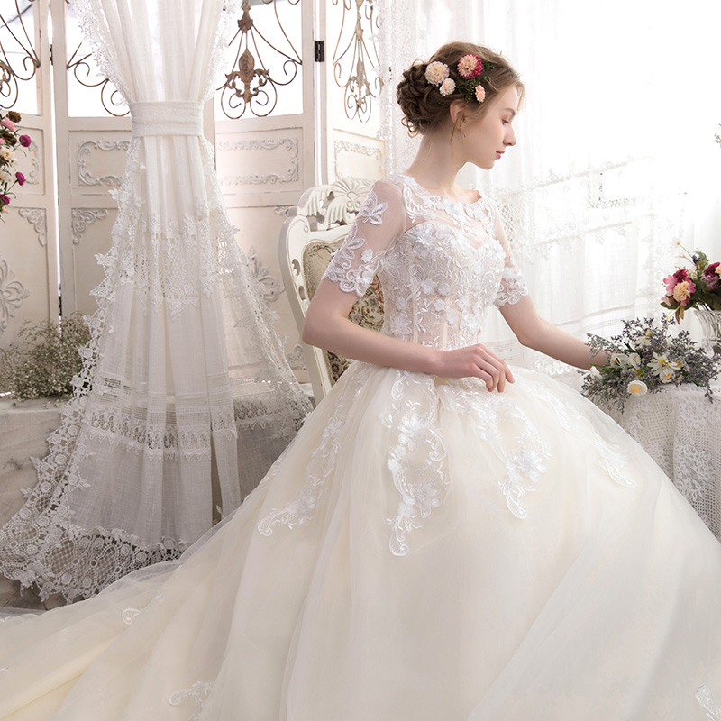 A Line Wedding Dresses Bridal Gowns Short Sleeves Sping Garden Country Bride Dress Sheer Scoop Neck Appliques Lace Vestido De Novia Plus Size