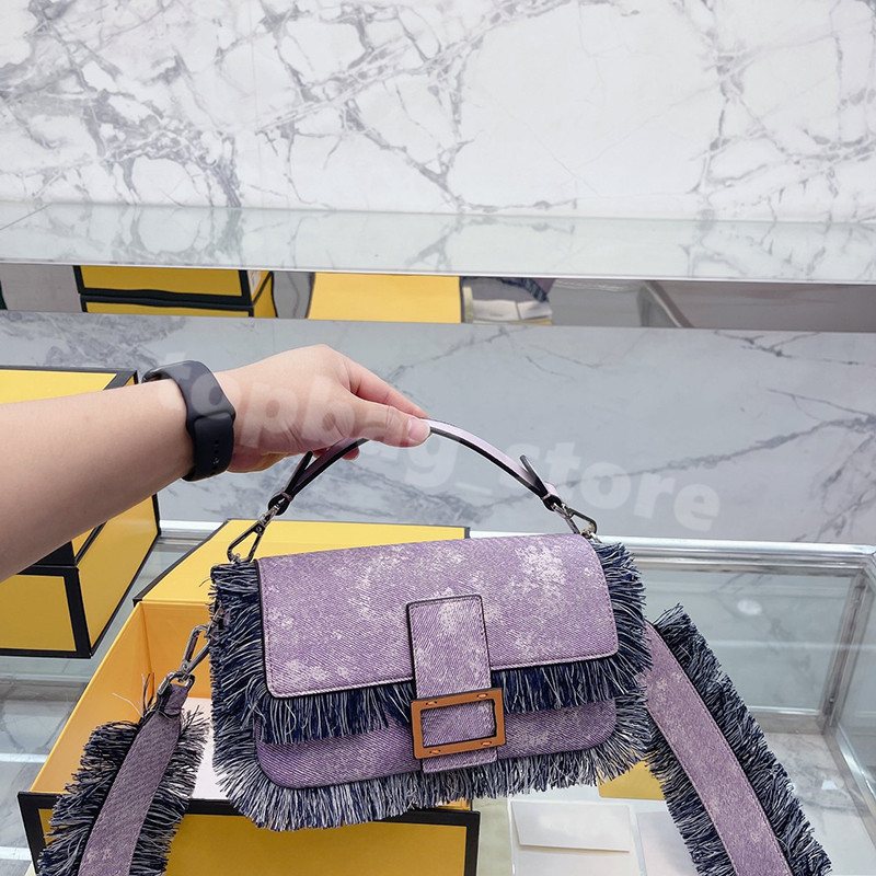2022 New Cross Body Bag Designer One Shoulder Bag Ladies Simple Handbag Fringed Fashion Large Capacity Lazy Street Style Four Color Clasp, Black
2022 New Cross Body Bag Designer One Shoulder Bag Ladies Simple Handbag Fringed Fashion Large Capacity Lazy Street Style Four Color Clasp, Black