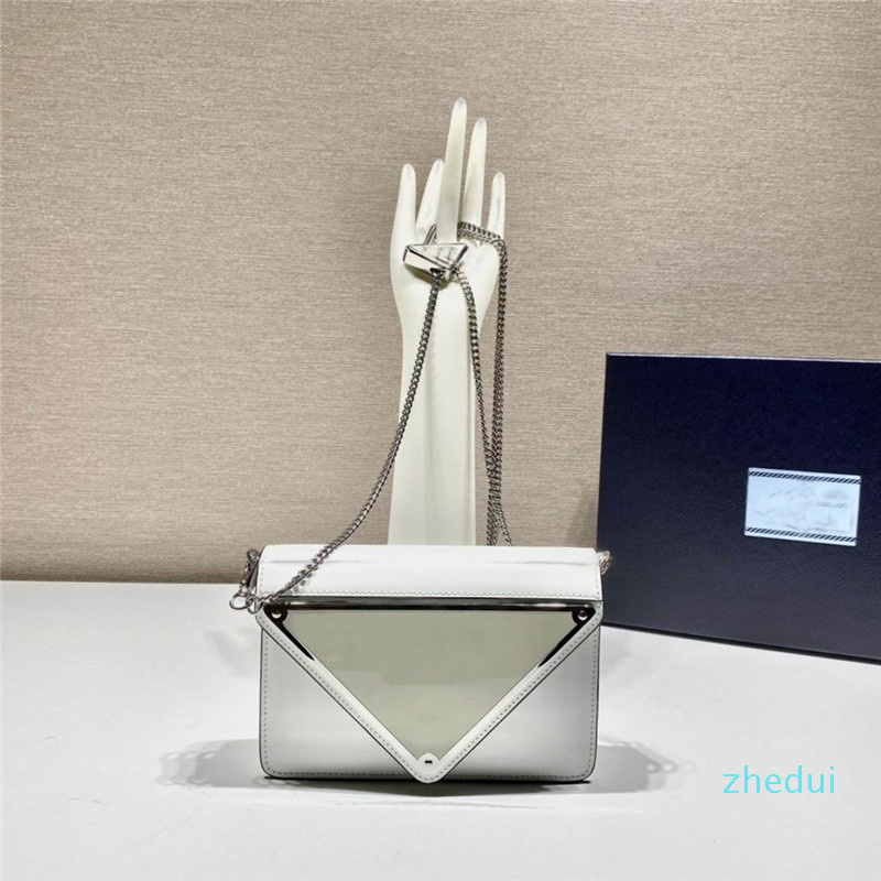 7A Quality shoulder tote chain bag Designer cross body Luxury Brushed Genuine Leather triangle Hardware
7A Quality shoulder tote chain bag Designer cross body Luxury Brushed Genuine Leather triangle Hardware