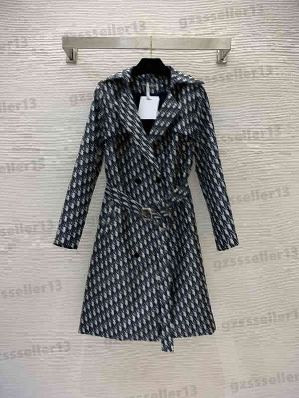 Designer Trench Coat Women Classic Letter Logo Jacquard Fabric Trench Coats Fashion Brand Standard Button Double Breasted Belted Long Jacket 0912, Extra shipping
Designer Trench Coat Women Classic Letter Logo Jacquard Fabric Trench Coats Fashion Brand Standard Button Double Breasted Belted Long Jacket 0912, Extra shipping