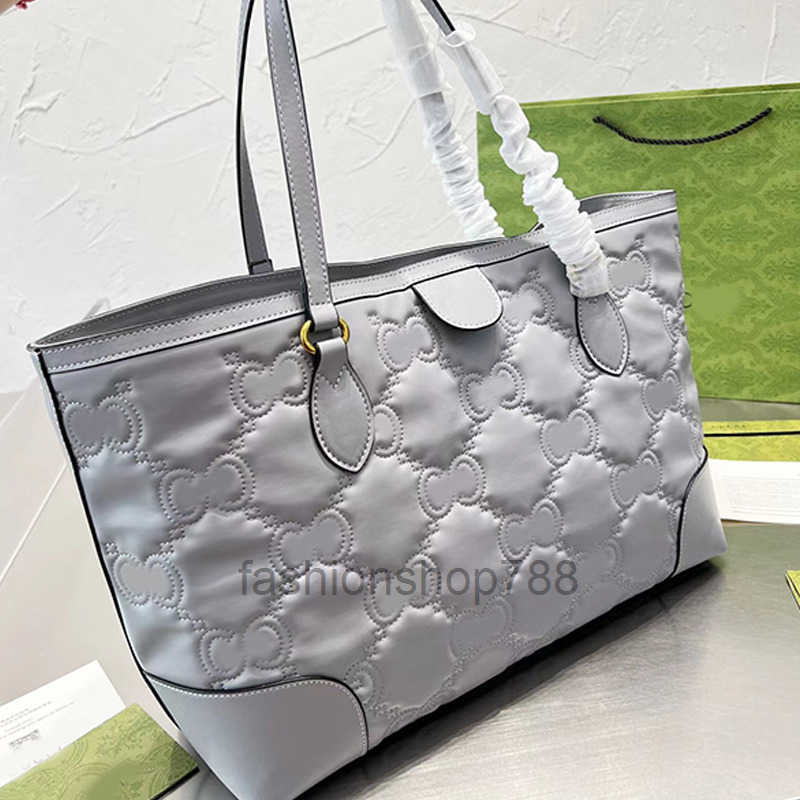 Designer handbags Ophidia Crossbody tote Bag heart V Wave Pattern Marmont Canvas Luxury leather strap Chain Messenger handbags Multi styles Shoulder cute purse
Designer handbags Ophidia Crossbody tote Bag heart V Wave Pattern Marmont Canvas Luxury leather strap Chain Messenger handbags Multi styles Shoulder cute purse