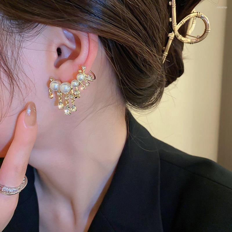Backs Earrings Shining Irregular Rhinestone Inlaid Elegant Pearl Decorative Clip Daily All-match Exquisite Ear Ornaments
Backs Earrings Shining Irregular Rhinestone Inlaid Elegant Pearl Decorative Clip Daily All-match Exquisite Ear Ornaments