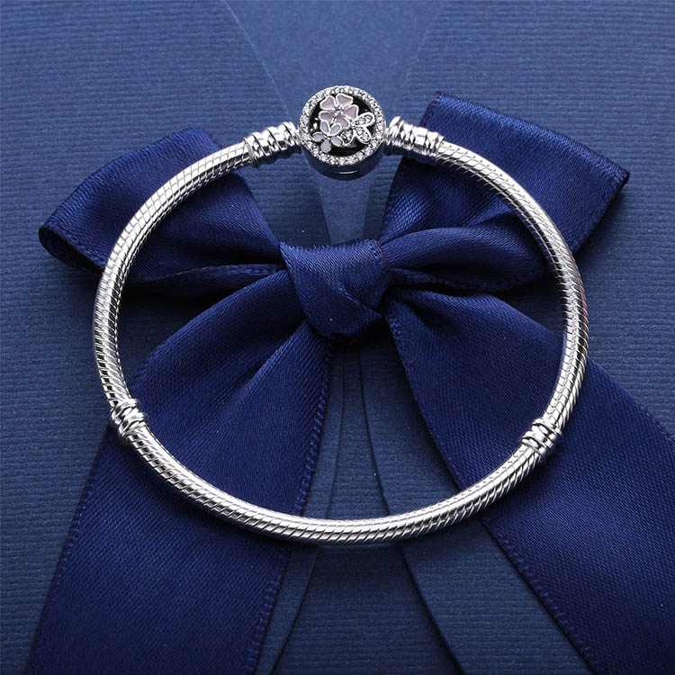 Poetic Blooms Clasp Snake Chain Charms Bracelet Authentic 925 Sterling Silver Women Wedding Jewelry For pandora girlfriend Gift Beads Bracelets
Poetic Blooms Clasp Snake Chain Charms Bracelet Authentic 925 Sterling Silver Women Wedding Jewelry For pandora girlfriend Gift Beads Bracelets