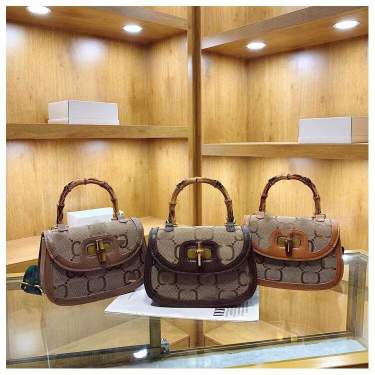 2022 Small Top Handle Bamboo Handbags Shoulder Bags Brown Canvas 21x16cm Women Luxury Designer Mini Crossbody Bag Totes Small Purses Phone Flap Hobo Handbag, Fill price difference
2022 Small Top Handle Bamboo Handbags Shoulder Bags Brown Canvas 21x16cm Women Luxury Designer Mini Crossbody Bag Totes Small Purses Phone Flap Hobo Handbag, Fill price difference