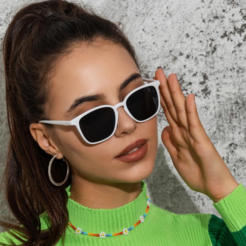 Sunglasses 2022 Vintage Simple Square Women Fashion Classic Black Sun Glasses Female Driving Shades Men
Sunglasses 2022 Vintage Simple Square Women Fashion Classic Black Sun Glasses Female Driving Shades Men