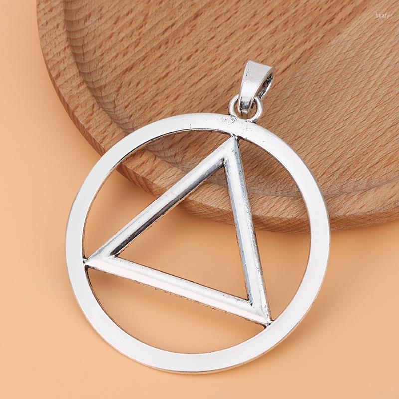 Pendant Necklaces 5pcs Silver Color Alcoholics Anonymous Recovery Sobriety Triangle Symbol Round Charms Pendants For Necklace Jewelry
Pendant Necklaces 5pcs Silver Color Alcoholics Anonymous Recovery Sobriety Triangle Symbol Round Charms Pendants For Necklace Jewelry
