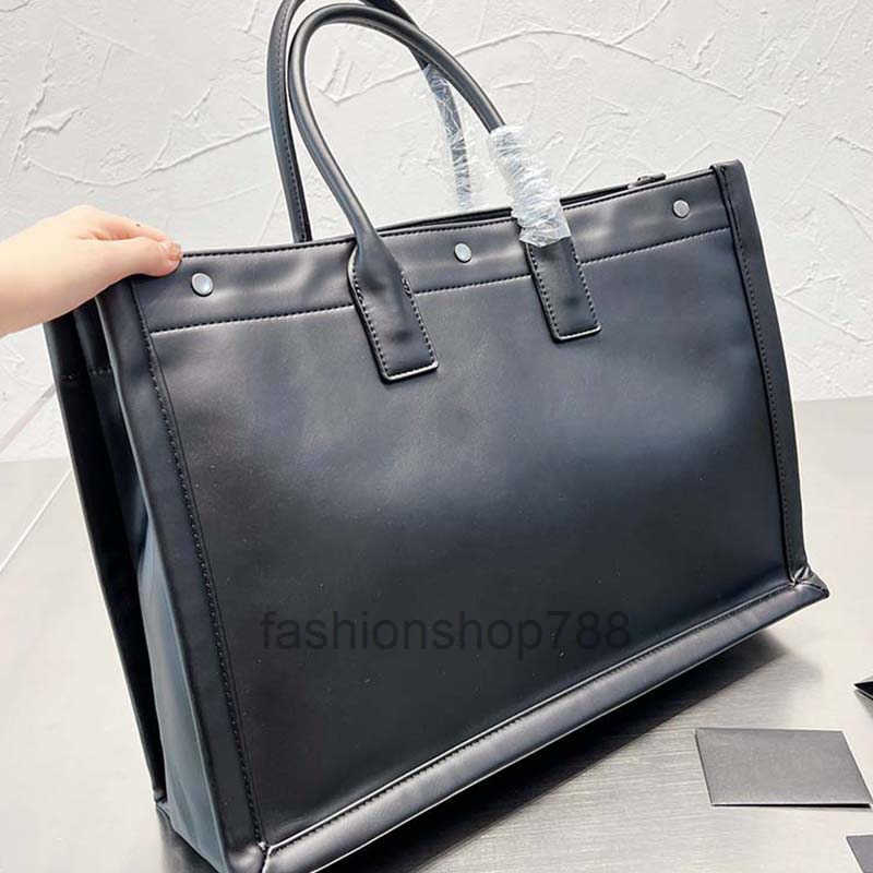 Large Capacity Tote Shopping Bag Women Handbag Rive Gauche Genuine Leather Fashion Letters Rivet Travel Beach Shoulder Bags
Large Capacity Tote Shopping Bag Women Handbag Rive Gauche Genuine Leather Fashion Letters Rivet Travel Beach Shoulder Bags