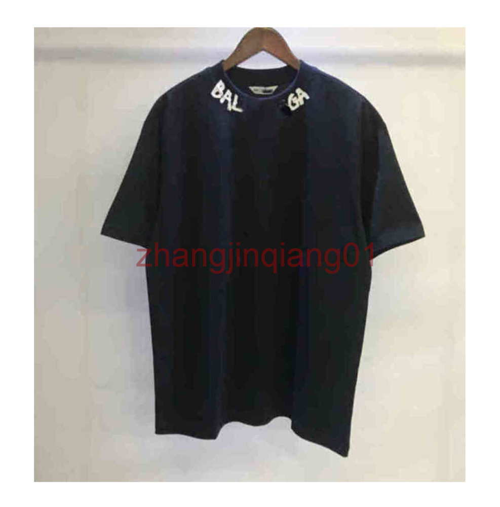 Designer Balanciagas T Shirt Fashion Brands Luxury Classic Graffiti Pure Cotton Short Back Letter Printing Pullover Mens And Womens Lovers Balenciga Tee, 11111
Designer Balanciagas T Shirt Fashion Brands Luxury Classic Graffiti Pure Cotton Short Back Letter Printing Pullover Mens And Womens Lovers Balenciga Tee, 11111