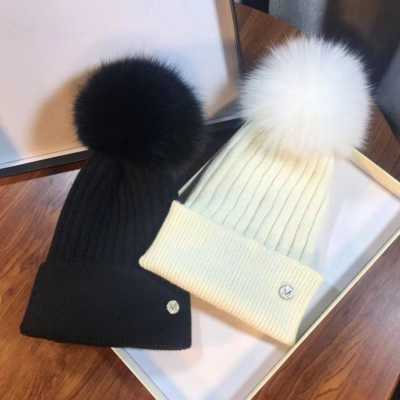 Designer Winter Knitted Beanie Woolen Hat Women Chunky Knit Thick Warm faux fur pom Beanies Hats Female Bonnet Beanie Caps 8 colors, Navy blue
Designer Winter Knitted Beanie Woolen Hat Women Chunky Knit Thick Warm faux fur pom Beanies Hats Female Bonnet Beanie Caps 8 colors, Navy blue