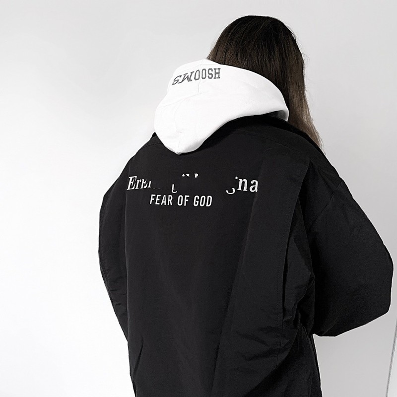 designer Jacket essntialss FearofGod Double Line Co Lettered Printed Fashion Fog Jacket Coach Jacket, Black
designer Jacket essntialss FearofGod Double Line Co Lettered Printed Fashion Fog Jacket Coach Jacket, Black