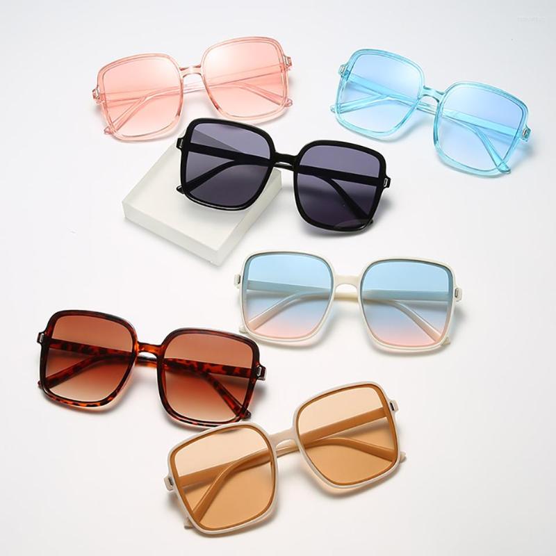 Sunglasses Women 2022 Dark Sun Glasses Luxury Sunglass Aesthetic Lenses Eyewear Glass Polarized Eyepieces Female Eyeglasses 17-1
Sunglasses Women 2022 Dark Sun Glasses Luxury Sunglass Aesthetic Lenses Eyewear Glass Polarized Eyepieces Female Eyeglasses 17-1