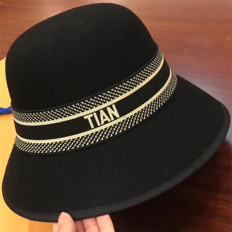 Black Wide Brim Top Hats For Woman Designer Letter Embroidery Womens Bucket Hat Ladies Formal Dress Fedora Beanies Panama Caps Casquette, Black1
Black Wide Brim Top Hats For Woman Designer Letter Embroidery Womens Bucket Hat Ladies Formal Dress Fedora Beanies Panama Caps Casquette, Black1