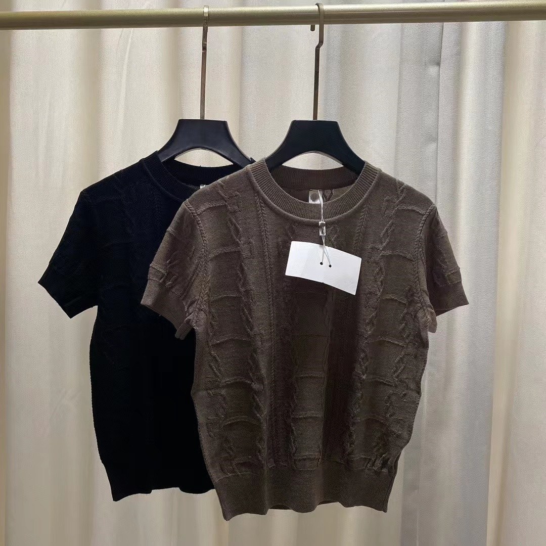 2022 New Autumn Winter Milan Runway Sweaters O Neck Short Sleeve Women' Sweater High End Jacquard Pullover Designer Tops 0909-04, Picture color
2022 New Autumn Winter Milan Runway Sweaters O Neck Short Sleeve Women' Sweater High End Jacquard Pullover Designer Tops 0909-04, Picture color