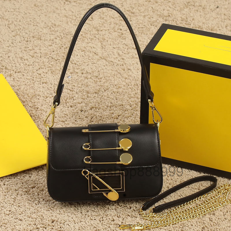 Stick Underarm Bag Baguette Handbag Chain Crossbody Bags Women Handbags Flap Wallet Metal Pins Detachable Handle Gold Letter Quality Purse 2
Stick Underarm Bag Baguette Handbag Chain Crossbody Bags Women Handbags Flap Wallet Metal Pins Detachable Handle Gold Letter Quality Purse 2