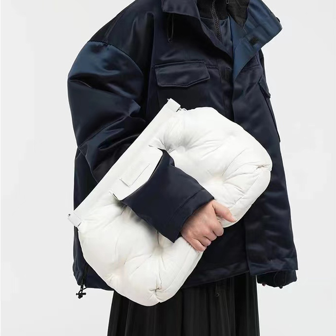 Glam Slam bag quilted Number Pattern soft Leather clouds pillow bag Luxurys Designer clutch bags shoulder handbag, Customize
Glam Slam bag quilted Number Pattern soft Leather clouds pillow bag Luxurys Designer clutch bags shoulder handbag, Customize