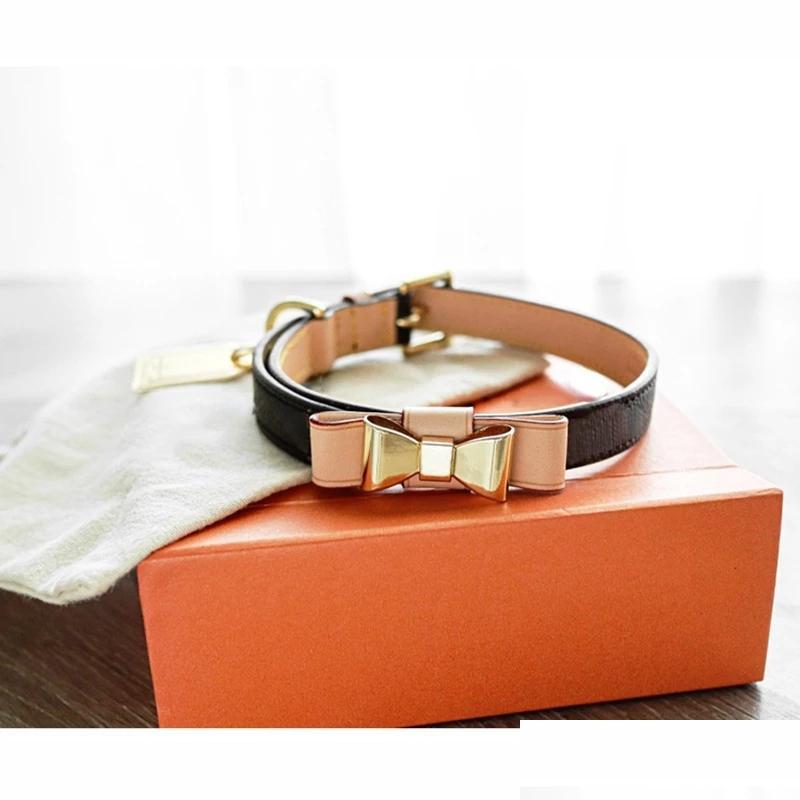 Dog Collars Leashes Designer Dog Collars With Bow Fashion Brand Dogs Collar Adjustable Cats Belt Classic Old Flower Kitten Leash For Ot793
Dog Collars Leashes Designer Dog Collars With Bow Fashion Brand Dogs Collar Adjustable Cats Belt Classic Old Flower Kitten Leash For Ot793