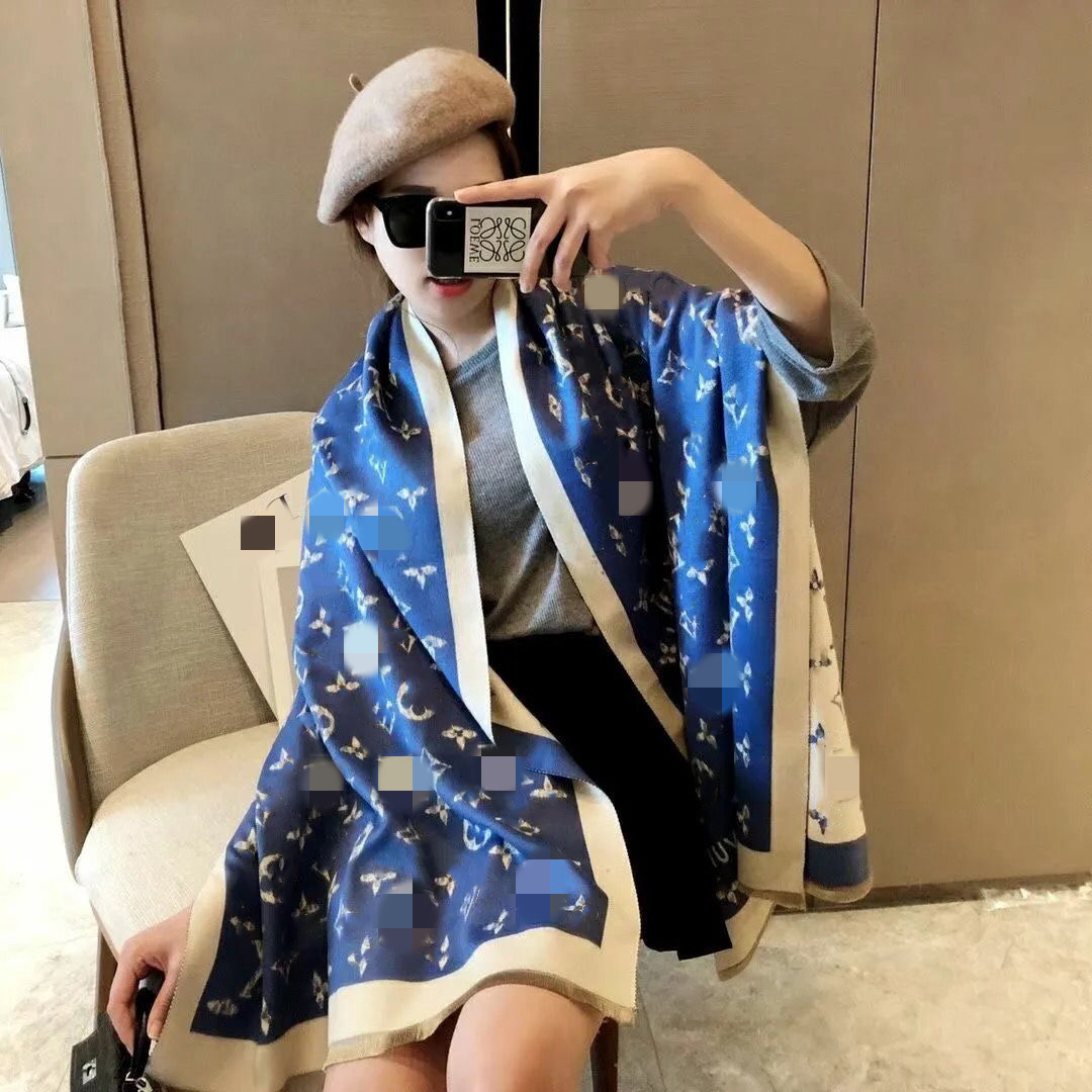 Stylish Women designer Cashmere Scarf Full Letter Printed Scarves Soft Touch Warm Wraps With Tags Autumn Winter Long Shawls
Stylish Women designer Cashmere Scarf Full Letter Printed Scarves Soft Touch Warm Wraps With Tags Autumn Winter Long Shawls