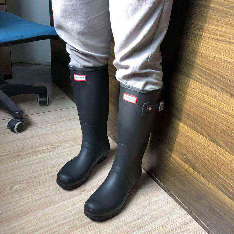 Dress Shoes Fashion Rain Boots Women's Classic Wellington Commuter Water Boots High Barrel Rubber Sky Blue Boots, H bright red
Dress Shoes Fashion Rain Boots Women's Classic Wellington Commuter Water Boots High Barrel Rubber Sky Blue Boots, H bright red