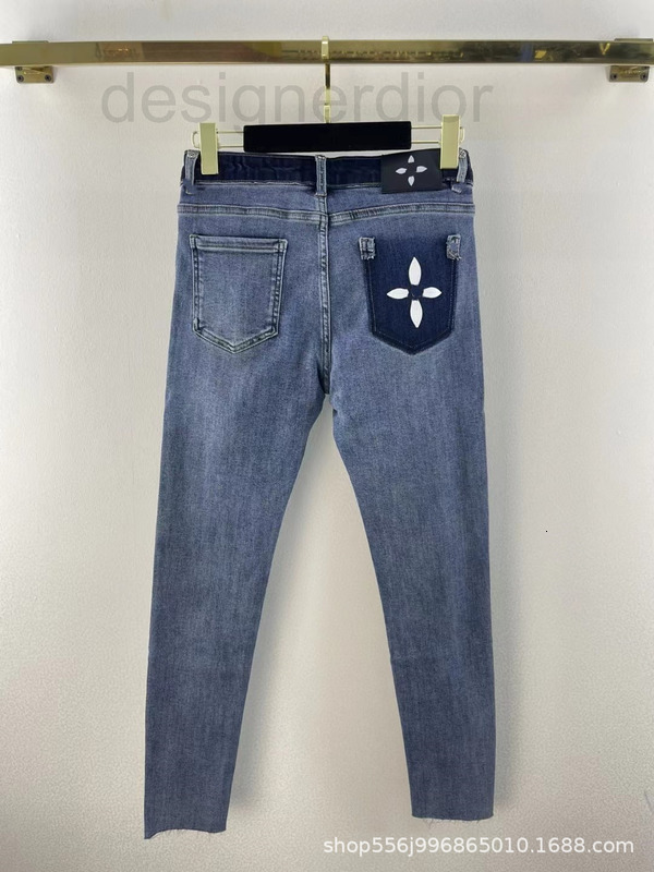 Women' Jeans designer Zhongshan denim 2022smf autumn new product high waist elastic tight nine point small leg pencil pants, 2# packing bag
Women' Jeans designer Zhongshan denim 2022smf autumn new product high waist elastic tight nine point small leg pencil pants, 2# packing bag