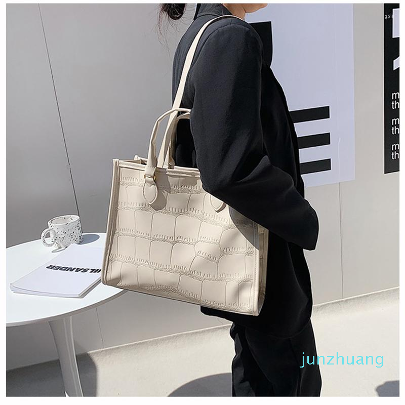 Designer -Shoulder Bags Style Women Bag Large Capacity Tote Simple Commuter Purse Soft PU Leather Handbag
Designer -Shoulder Bags Style Women Bag Large Capacity Tote Simple Commuter Purse Soft PU Leather Handbag