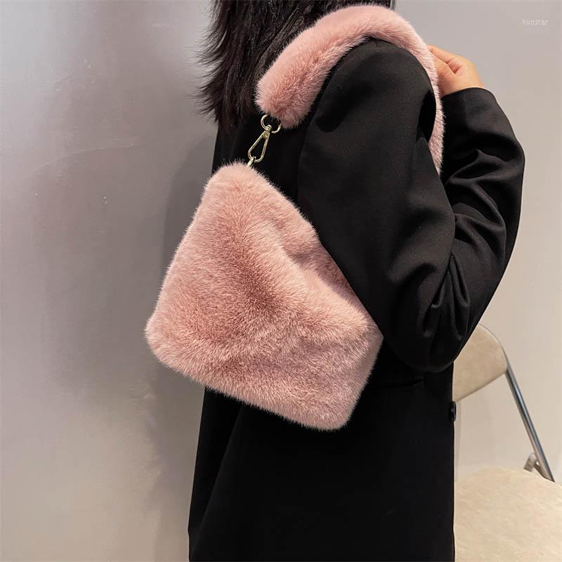 Evening Bags Winter Plush Handbag High Quality Soft Faux Fur Bucket Bag Solid Color Shoulder Warm Clutch Purse Women Crossbody, Gray shoulder bag
Evening Bags Winter Plush Handbag High Quality Soft Faux Fur Bucket Bag Solid Color Shoulder Warm Clutch Purse Women Crossbody, Gray shoulder bag