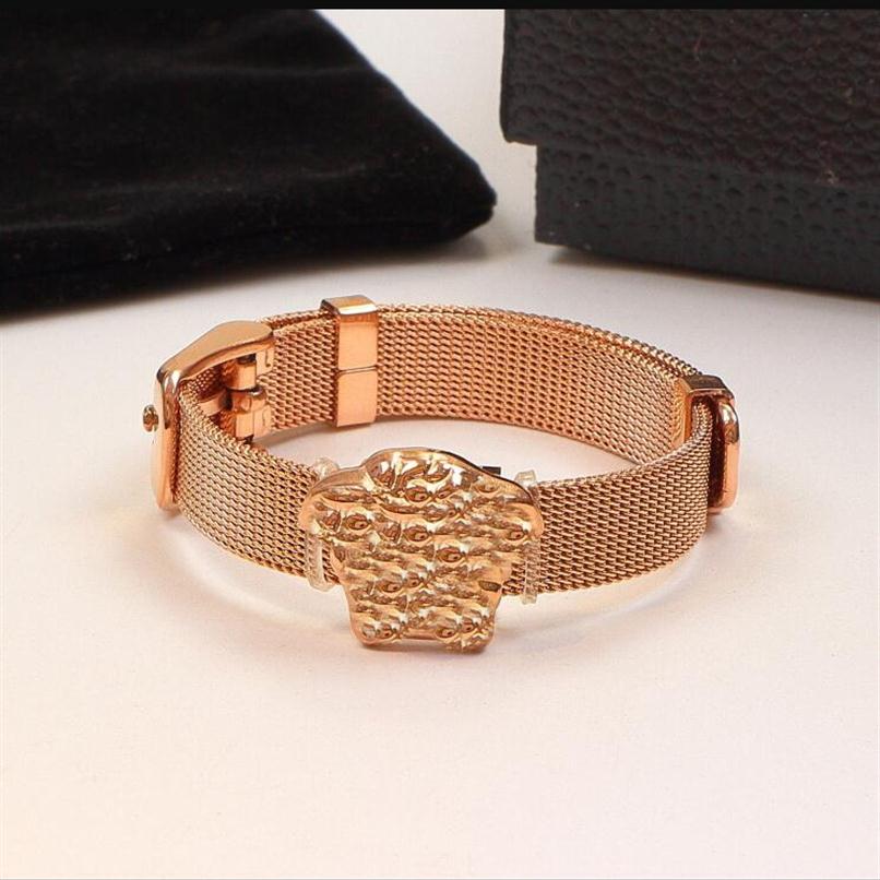 New Designed Cuba Thick Chain Bracelet Banshee Medusa Head Portrait Strap Fashion Belt 18K Gold Plated Women Men's Ladies Bracelet331x
New Designed Cuba Thick Chain Bracelet Banshee Medusa Head Portrait Strap Fashion Belt 18K Gold Plated Women Men's Ladies Bracelet331x