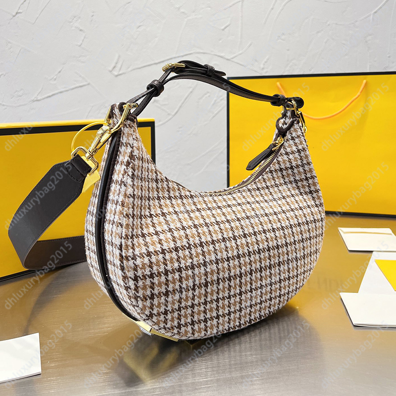 Vintage Shoulder Bags Top Designer Fashion Handbags Women Totes Shopping Crossbody Artwork Tote Zipper Half Moon Bag Cross Body Party Luxury Handbag Canvas 2 Sizes, Increase freight
Vintage Shoulder Bags Top Designer Fashion Handbags Women Totes Shopping Crossbody Artwork Tote Zipper Half Moon Bag Cross Body Party Luxury Handbag Canvas 2 Sizes, Increase freight