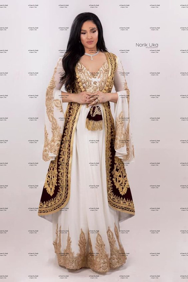 Traditional Albanian Bride Wedding Dresses with Burgundy Jacket Two Pieces Long Sleeve Gold Lace Caftan Kaftan Arabic Bridal Gown