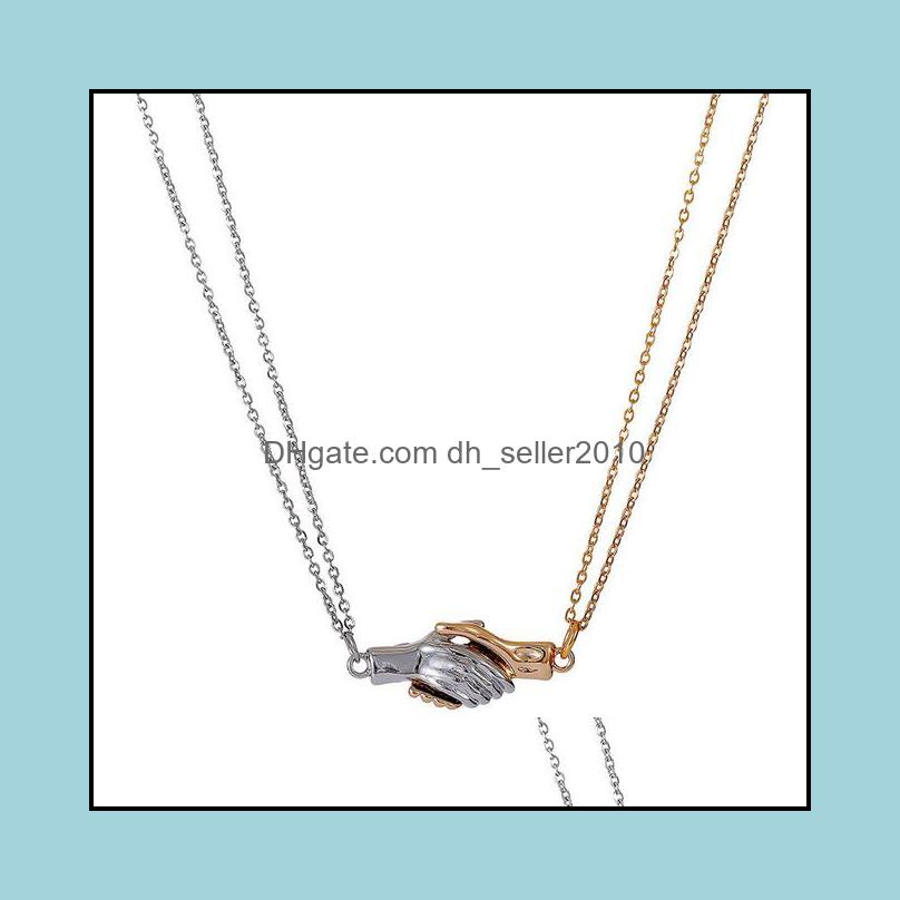 Pendant Necklaces Couple Magnet Attracts Handshake Necklace Men Women Fashion Palm Pendant Collarbone Chain Valentines Day Gift Drop Dh8Go