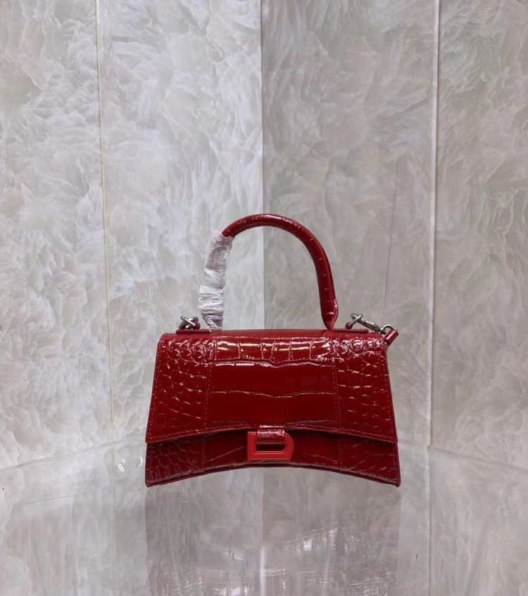 Shoulder Bags Hourglass bags handbag Designer Ladies shiny Crocodile emed Chain Crossbody Bag fashion Leather Half Moon Appearance 2022