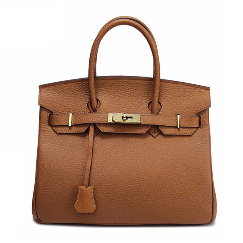 Berkin 7A Totes bag top quality women Handmade fashion purse cowhide leather pochette clutchdesigner Togo Luxury designer Handbags 7211 22, Bag come with box receipt;dust bag card
Berkin 7A Totes bag top quality women Handmade fashion purse cowhide leather pochette clutchdesigner Togo Luxury designer Handbags 7211 22, Bag come with box receipt;dust bag card