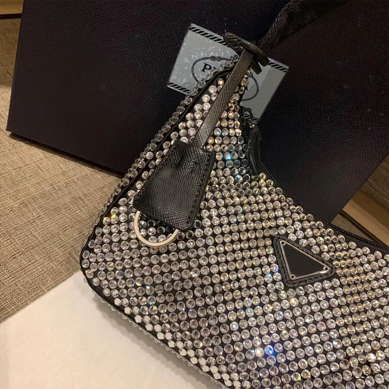 Luxury Designer Ladies Handbag Leather Underarm Bag Reedition 2000 Handhold Bag Wallet Hobo vsuajwl84675 2022 quality
Luxury Designer Ladies Handbag Leather Underarm Bag Reedition 2000 Handhold Bag Wallet Hobo vsuajwl84675 2022 quality